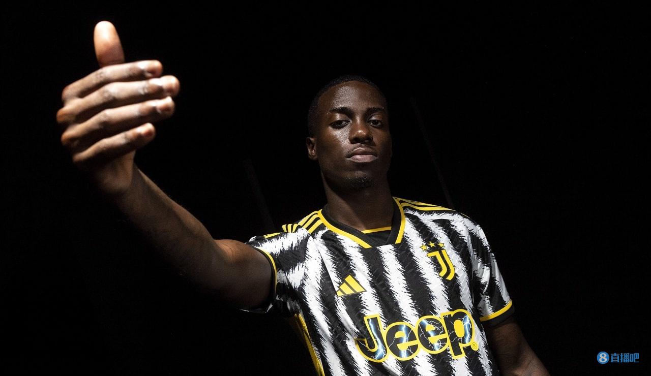 一场对阵中 一场对阵中