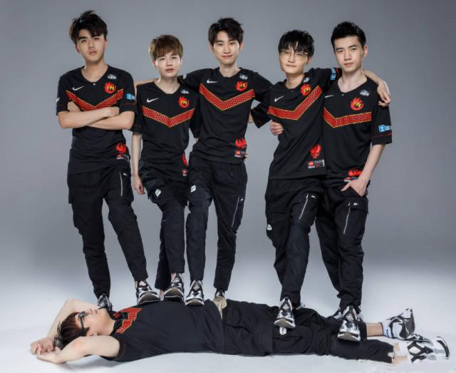 技表现的双 技表现的双